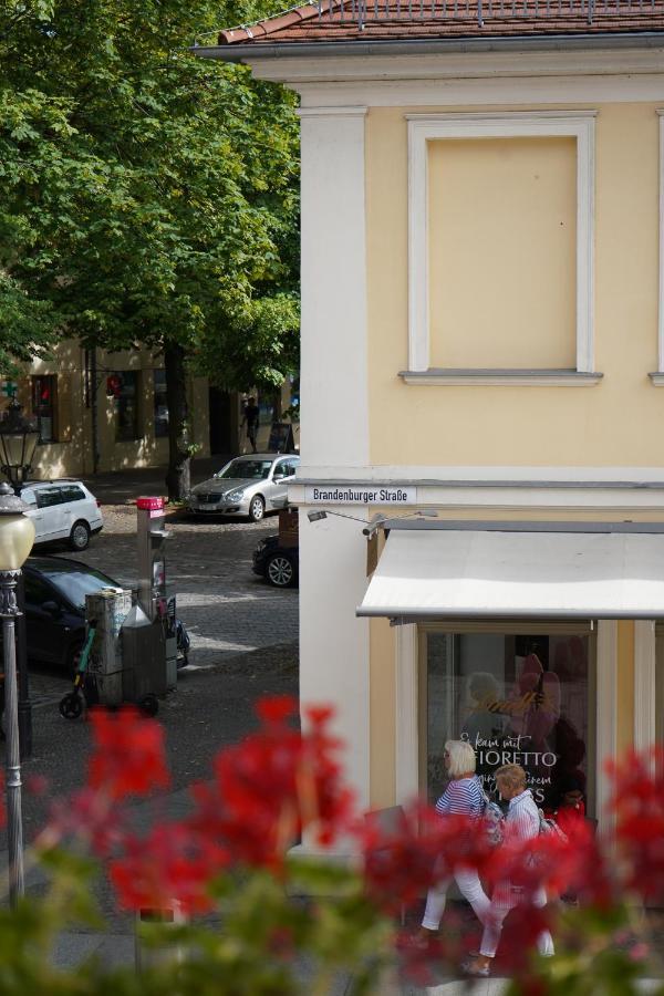 Cafe Alice & Pension Gmbh 波茨坦 外观 照片